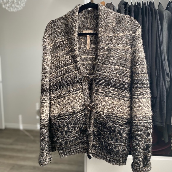 Wilfred Sweaters - Aritzia Wilfred Free Chunky Knit Cardi